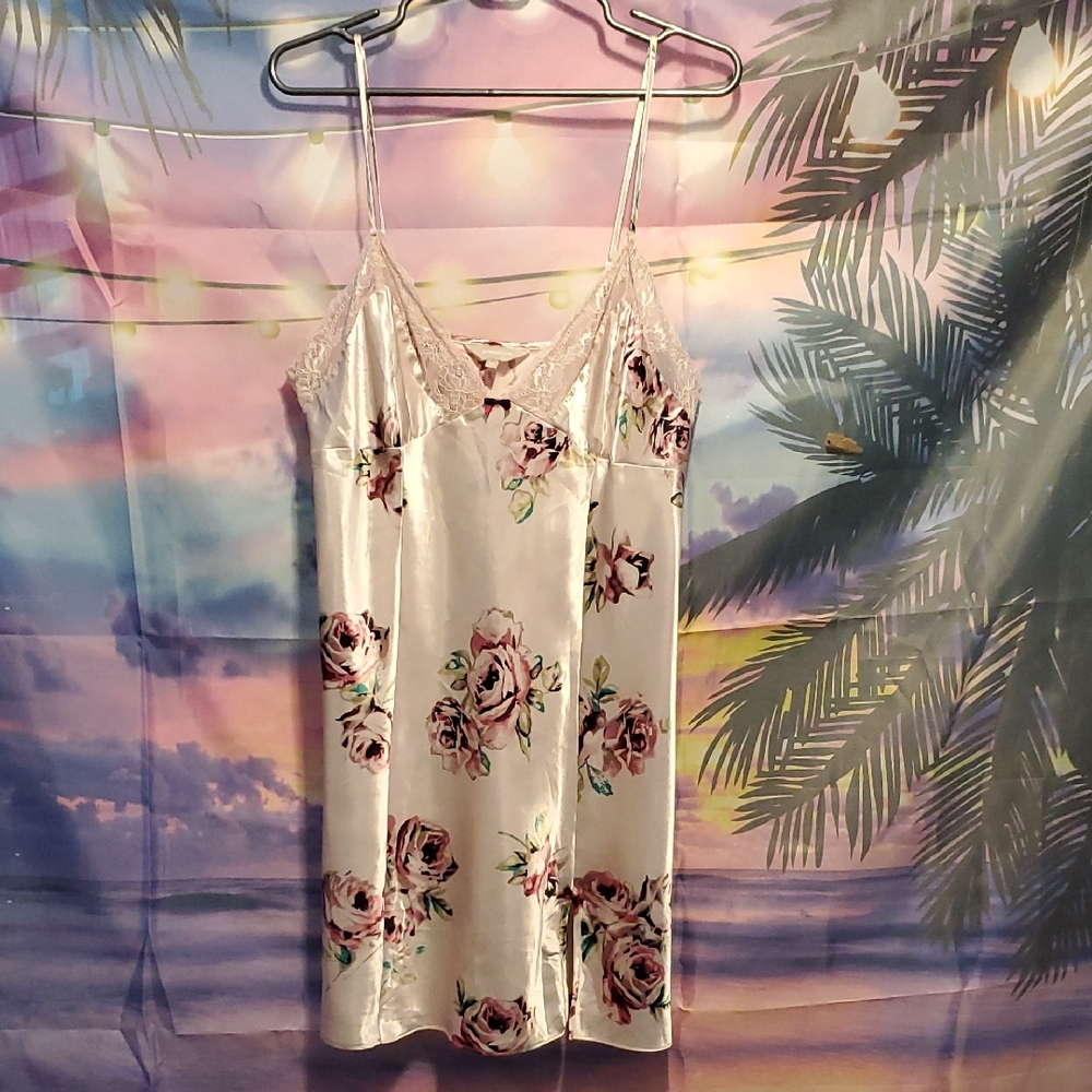 Presence Floral Satin Nightgown